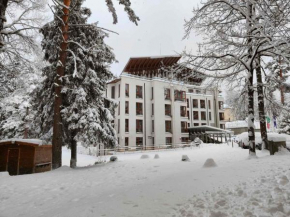 Radina's Way Hotel